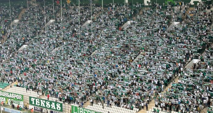 Bursaspor 43 bin 160 taraftarla yeni rekora ulat