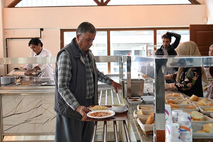 Halk Restorana vatandatan tam not