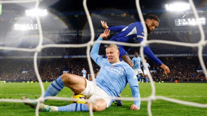 Manchester City ve Chelsea'ye ykl ceza