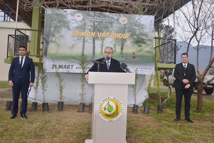 Su tankerleri Vali Su tarafndan muhtarlklara teslim edildi