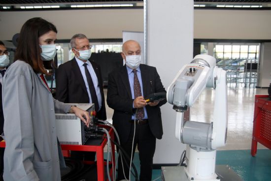 Mersin Model Fabrikada hedef karanlk fabrikalar