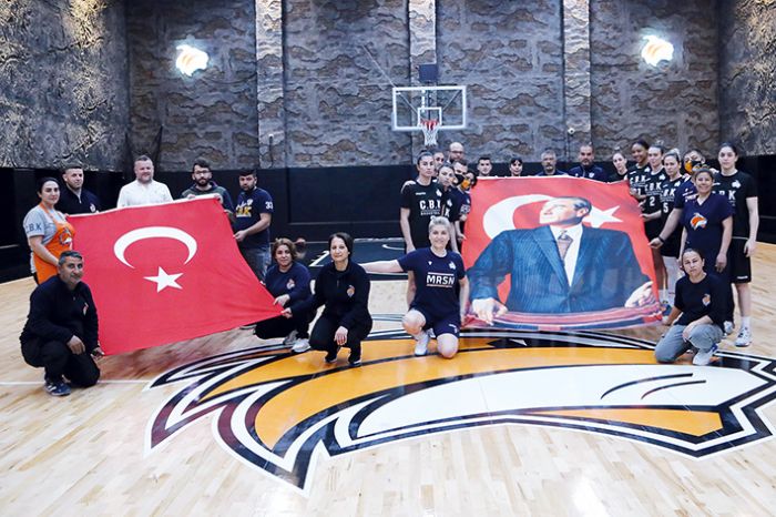 ukurova Basketbol Ailesi, anakkale ehitlerini unutmad