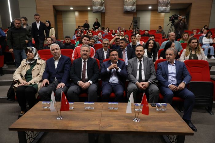 Melikgazide genlere zel Milli Deerlerimiz anakkale konferans