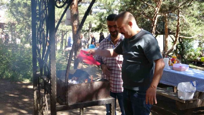 Trkiyenin lk Milli Park bayramda ziyareti aknna urad