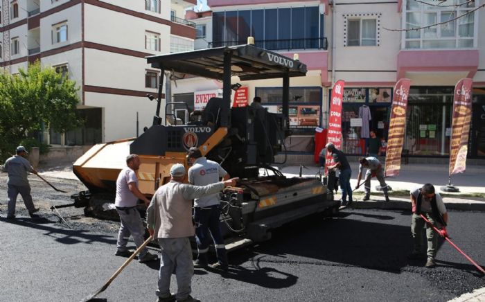 Sincanda scak asfalt almas devam ediyor   