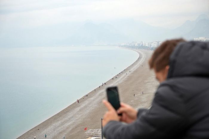 Antalyada hava k, deniz yaz