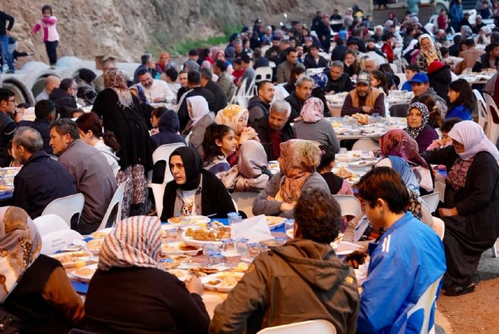 mece usul odun ateinde kazanlar kaynad iftar yapld