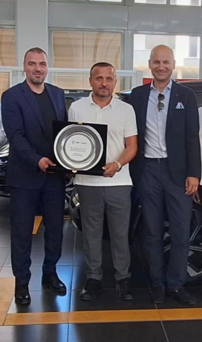 Renault&Dacia satlarnda Trabzon il birincisi HSC otomotiv oldu