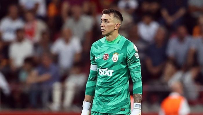 Muslera: Vcudumun pili bitmedike mcadeleye devam edeceim