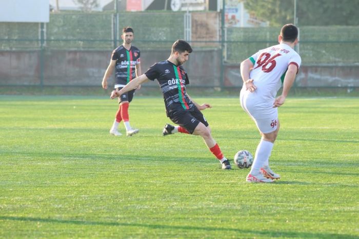 Yalova Sper Amatrde 8. hafta heyecannda 32 gol kaydedildi