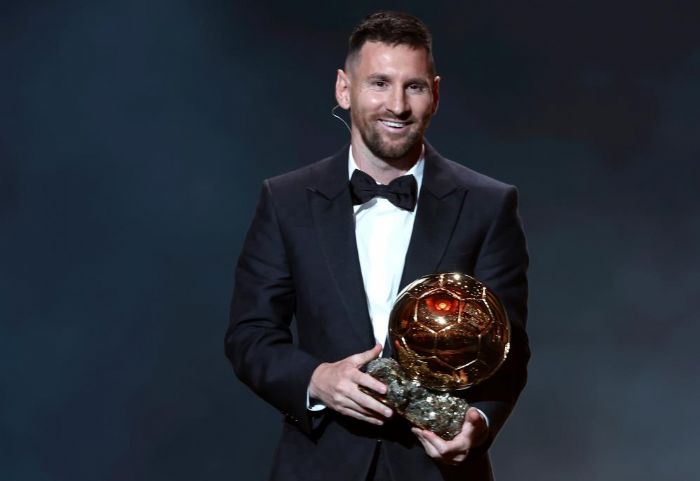 Yln en iyi oyuncusu Lionel Messi 8. kez Altn Top dln kazand