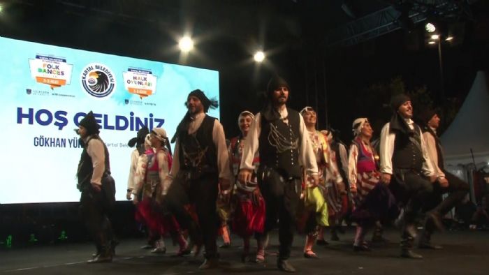 2. Uluslararas Halk Oyunlar Festivali balad   