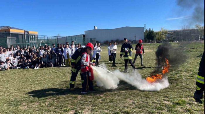 Deprem tatbikat gereini aratmad