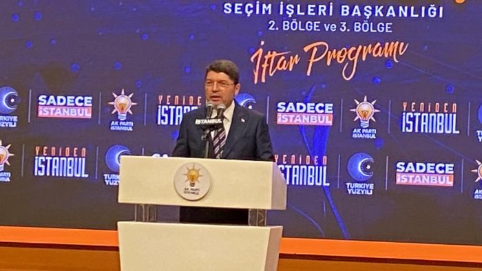 Bakan Tun Avukatlar Bulumas iftar programna katld