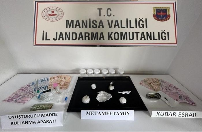 Uaktan Salihliye uyuturucu sevkiyatna jandarma engeli