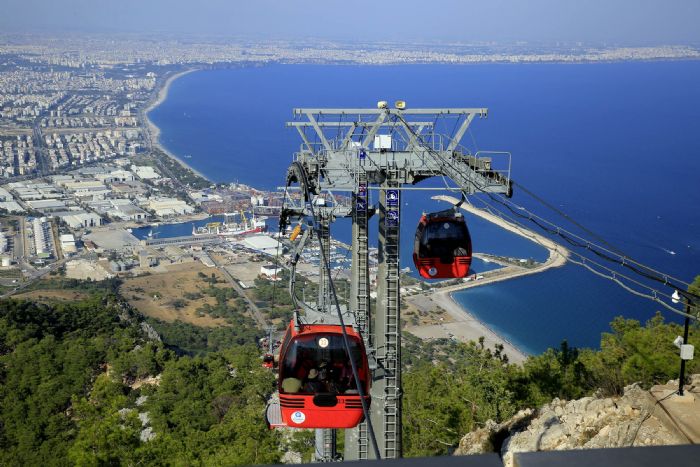 Teleferik bakm yaparken den gen hayatn kaybetti