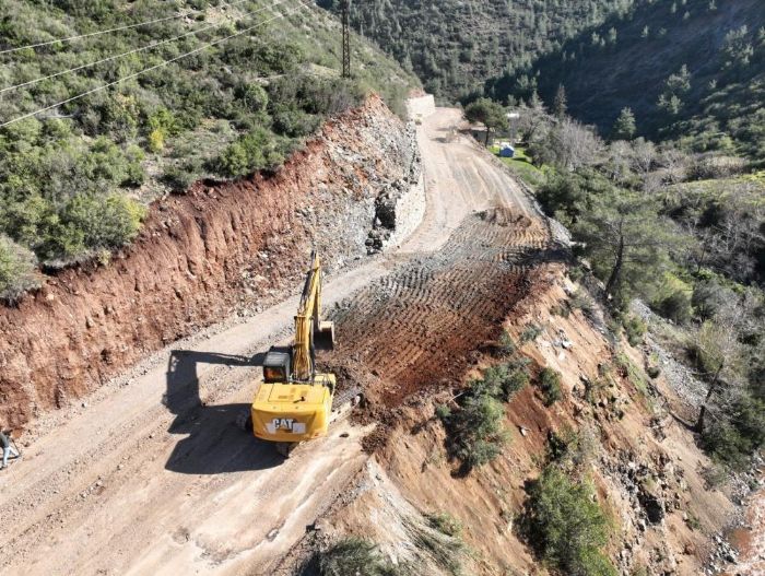 Hatay Bykehir Belediyesi yol yapm almalarna devam ediyor