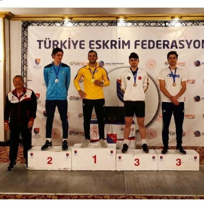 Eskiehirli sporcu eskrim turnuvasnda 3nc oldu