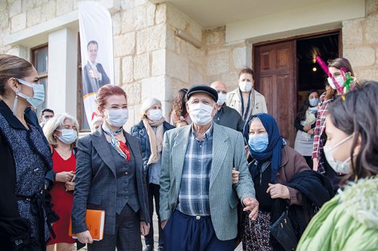 Gazi iftliinde kadnlara ve ocuklara ynelik eitimler sryor