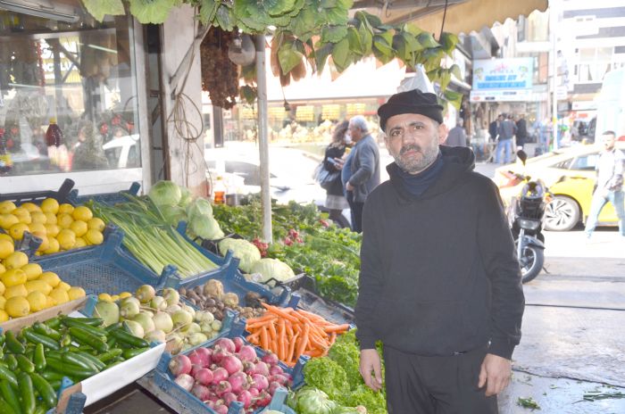 Halk pazardan bo poetlerle dnmekte