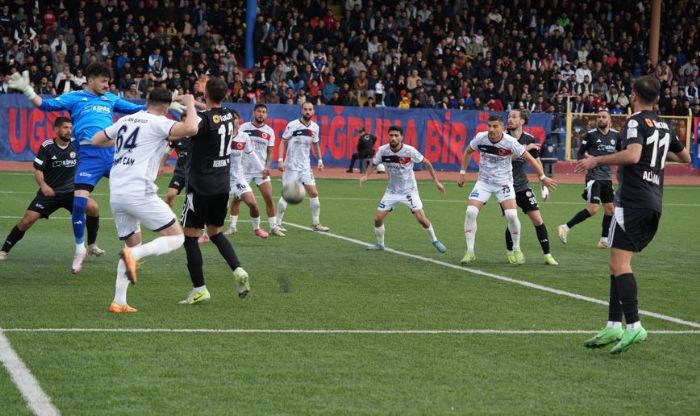 Mardin 1969 Spor - Kahramanmara stiklal Spor: 1-0