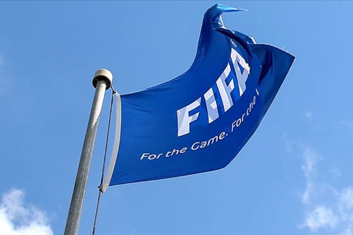 FIFA, 7 Sper Lig kulbne transfer yasa getirdi