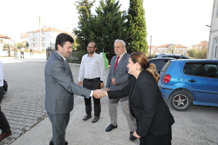 Sakarya niversitesi Uygulamal Bilimler Fakltesi'nde Dekanlk Devir Teslimi Yapld