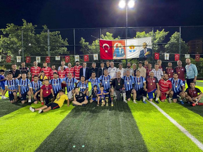 Adana Bykehir Belediyesi Cumhuriyet Futbol Turnuvas sona verdi