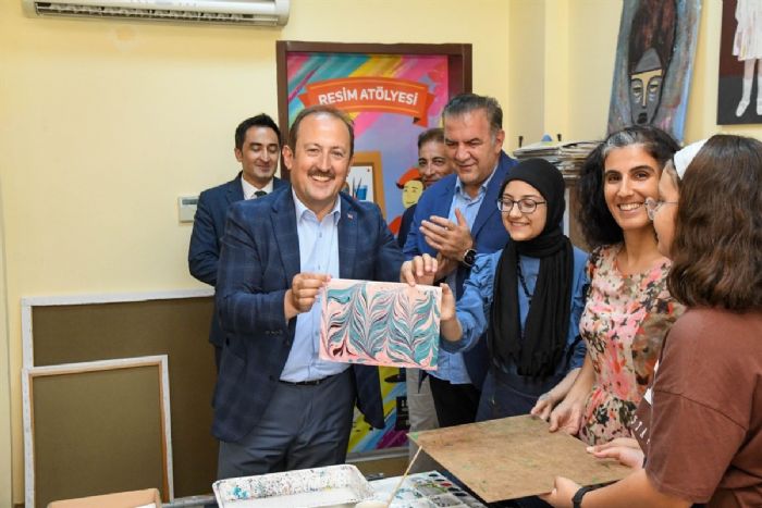 Vali Pehlivan, Bilim ve Sanat Merkezinde incelemelerde bulundu