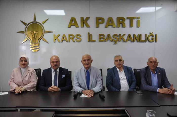 AK Parti Genel Bakan Yardmcs Ylmaz , Karsta basnla bulutu