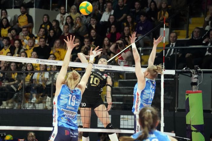 Vakfbank, CEV ampiyonlar Liginde avantaj kapamad