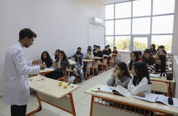 Glnarn genleri gelecee bykehir ile hazrlanyor