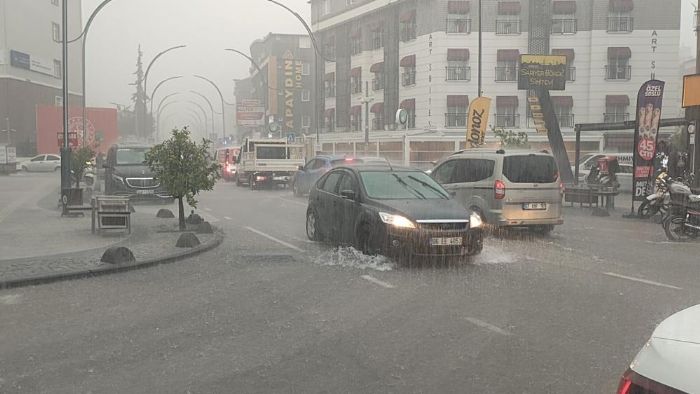 Antalya'da saanak ya hayat olumsuz etkiledi