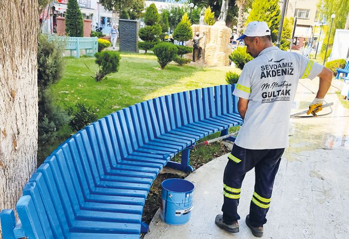 Akdenizde park ve baheler bakmdan geiyor