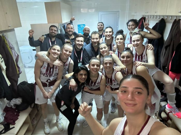 Elaz l zel dare: 70 - zmit Belediyespor: 67   