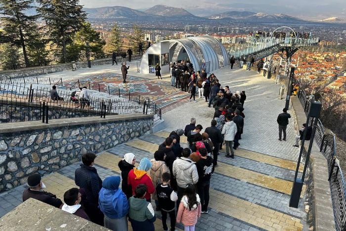 Kirazldere Cam Seyir Teras blgenin cazibe merkezi haline geldi