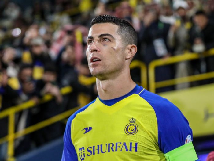 Cristiano Ronaldo yara devam m etmek istiyor?