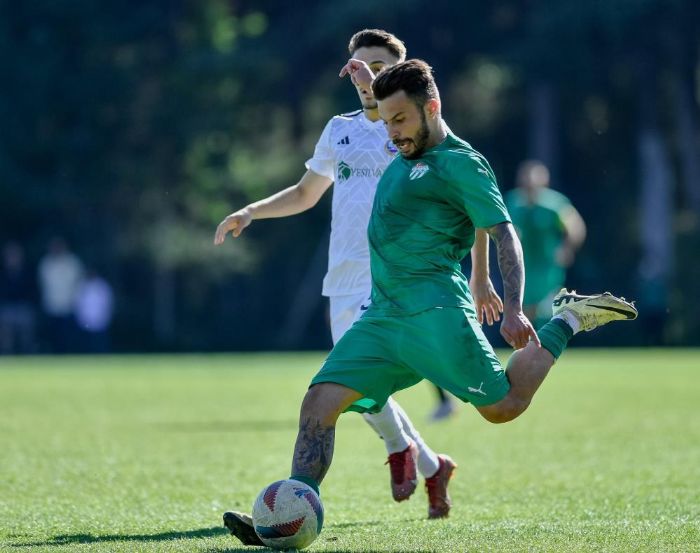 Bursaspor antrenman manda Kkekmece Sinopspora yenildi