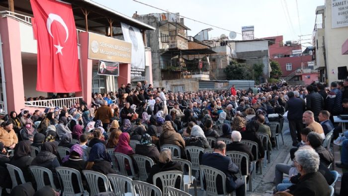 Silahl saldrda len Gdk iin Kuran- Kerim okundu