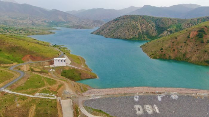 Kurakln vurduu baraj yalarla birlikte yeniden canland