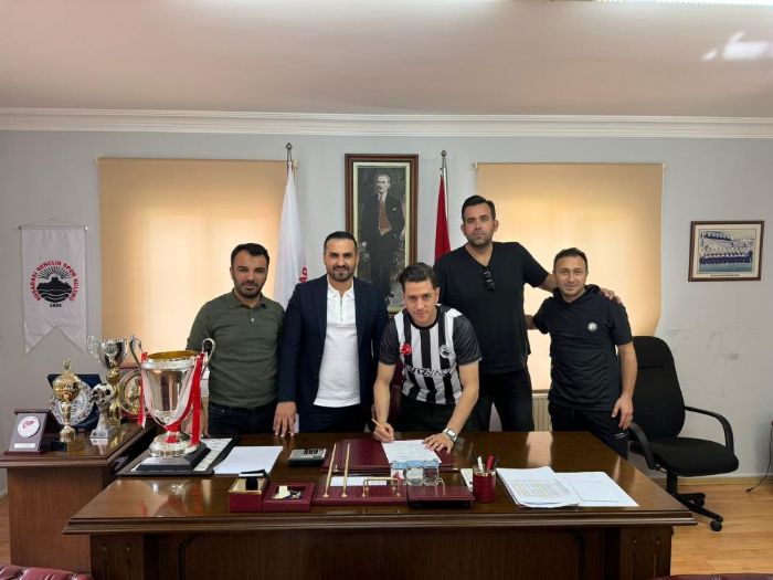 Kuadasspor fla tranferlere devam ediyor