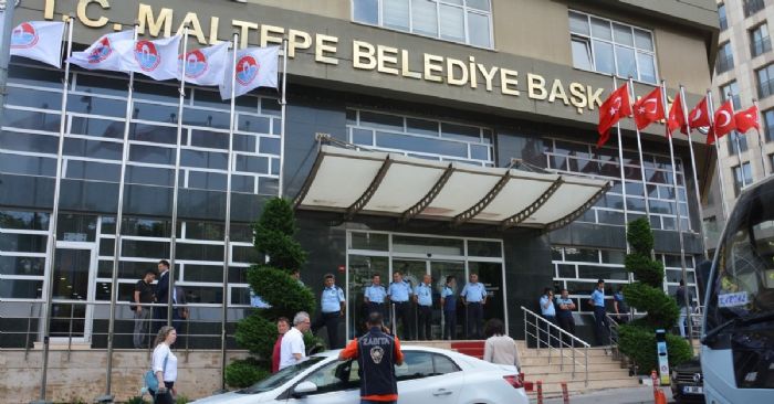 Maltepe Belediyesi’ne silahl saldr dzenleyen pheli yakaland