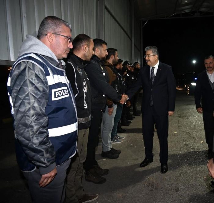 Osmaniye Valisi Ylmaz, yeni yla grevi banda girecek olan personeli ziyaret etti