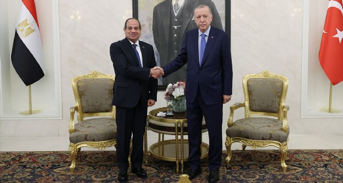 Sisi: 'Bugnk ziyaretim yeni bir dostluk balatma ynndeki ortak iradeyi yanstmaktadr'