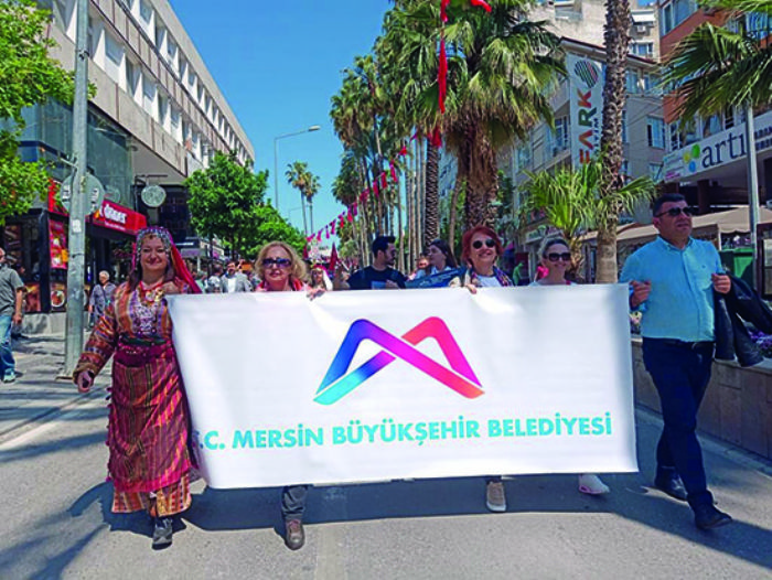 Mersin, Antalya Yrk Trkmen Festivali’nde tantlyor