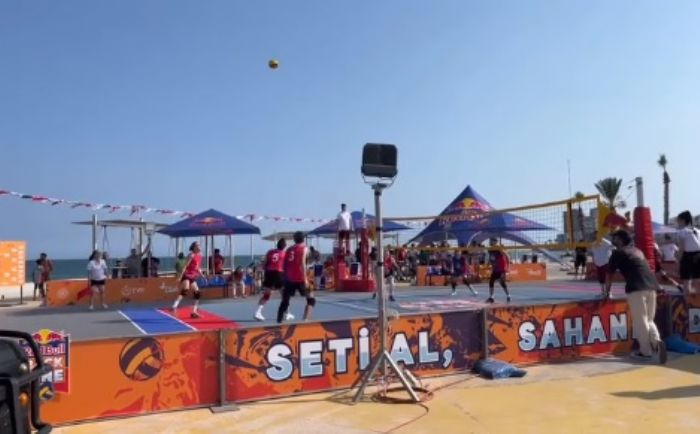 Mersinde voleybol leni