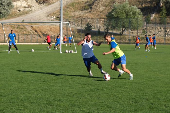 TY, Adana Demirspor U-19 ile hazrlk mana kacak