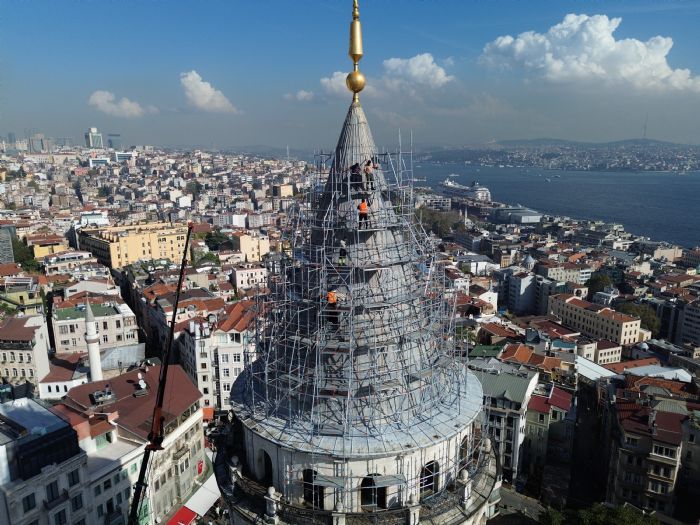 Galata Kulesinin klah restore ediliyor