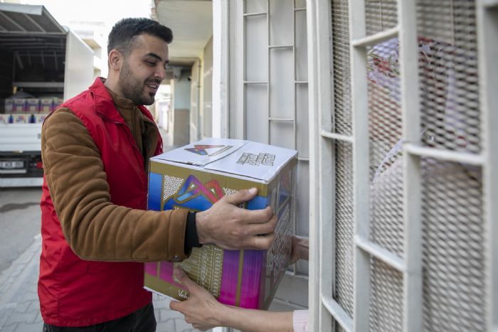 Bykehirden dar gelirli hanelere 120 bin gda kolisi