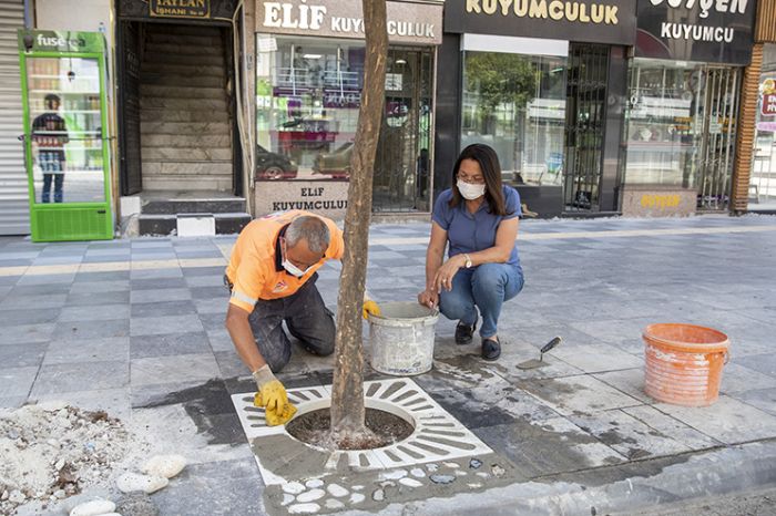 Bykehirin Hastane Caddesini yenileme almalar sryor